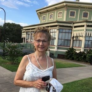 Meet your Posher, Carol